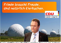 Schön sinnloser Spruch, passend zu den Originalplakaten.