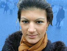 Sarah Wagenknecht, fast im Original